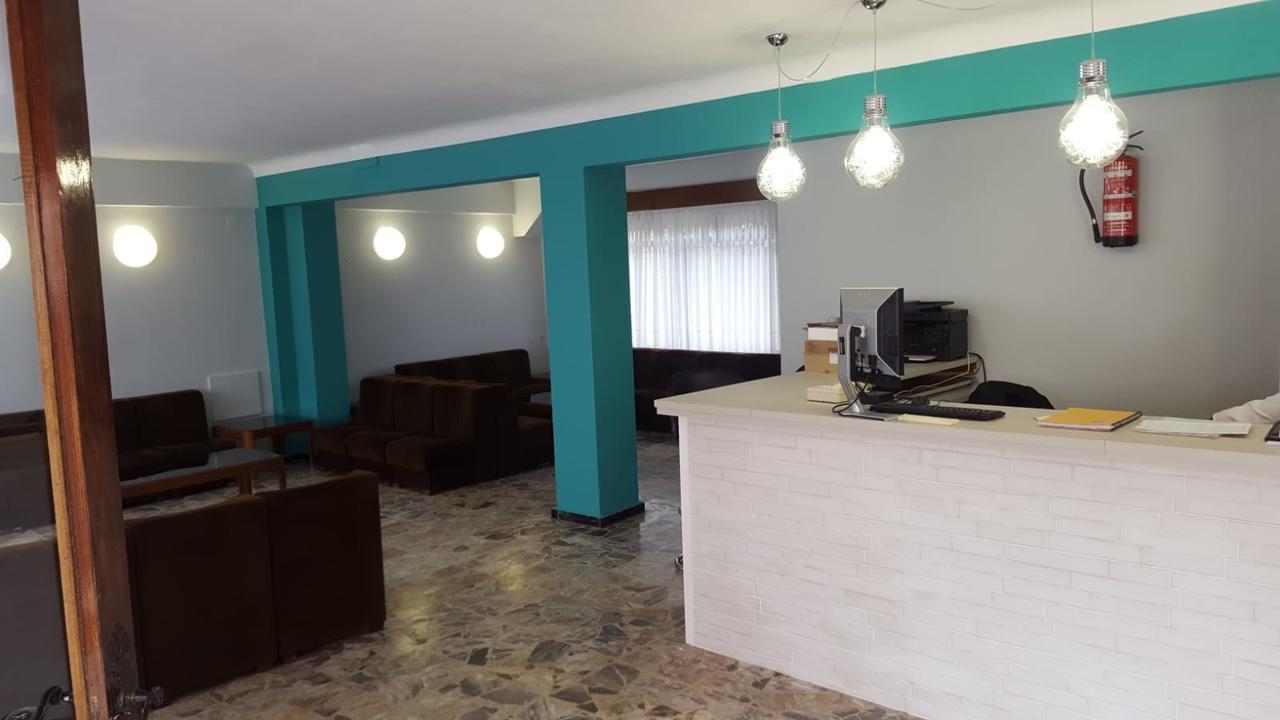 Hostal Rosi Laredo Exterior foto