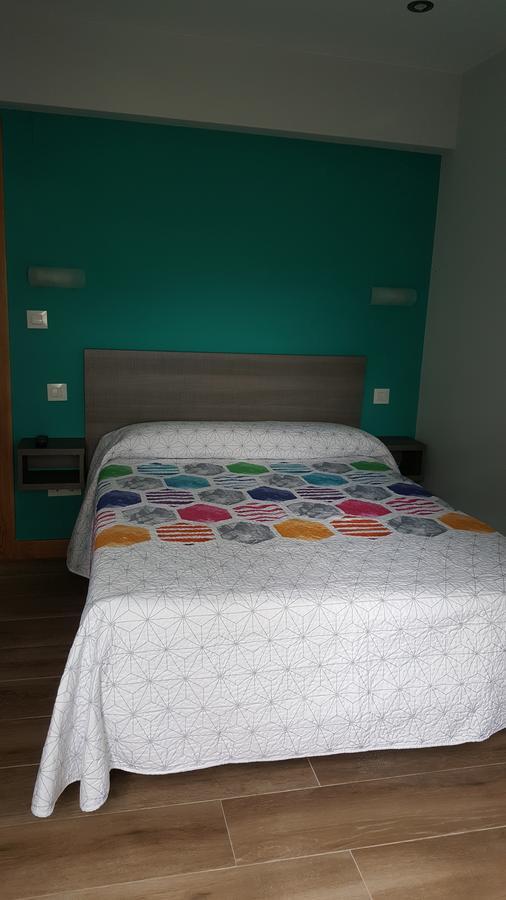 Hostal Rosi Laredo Exterior foto